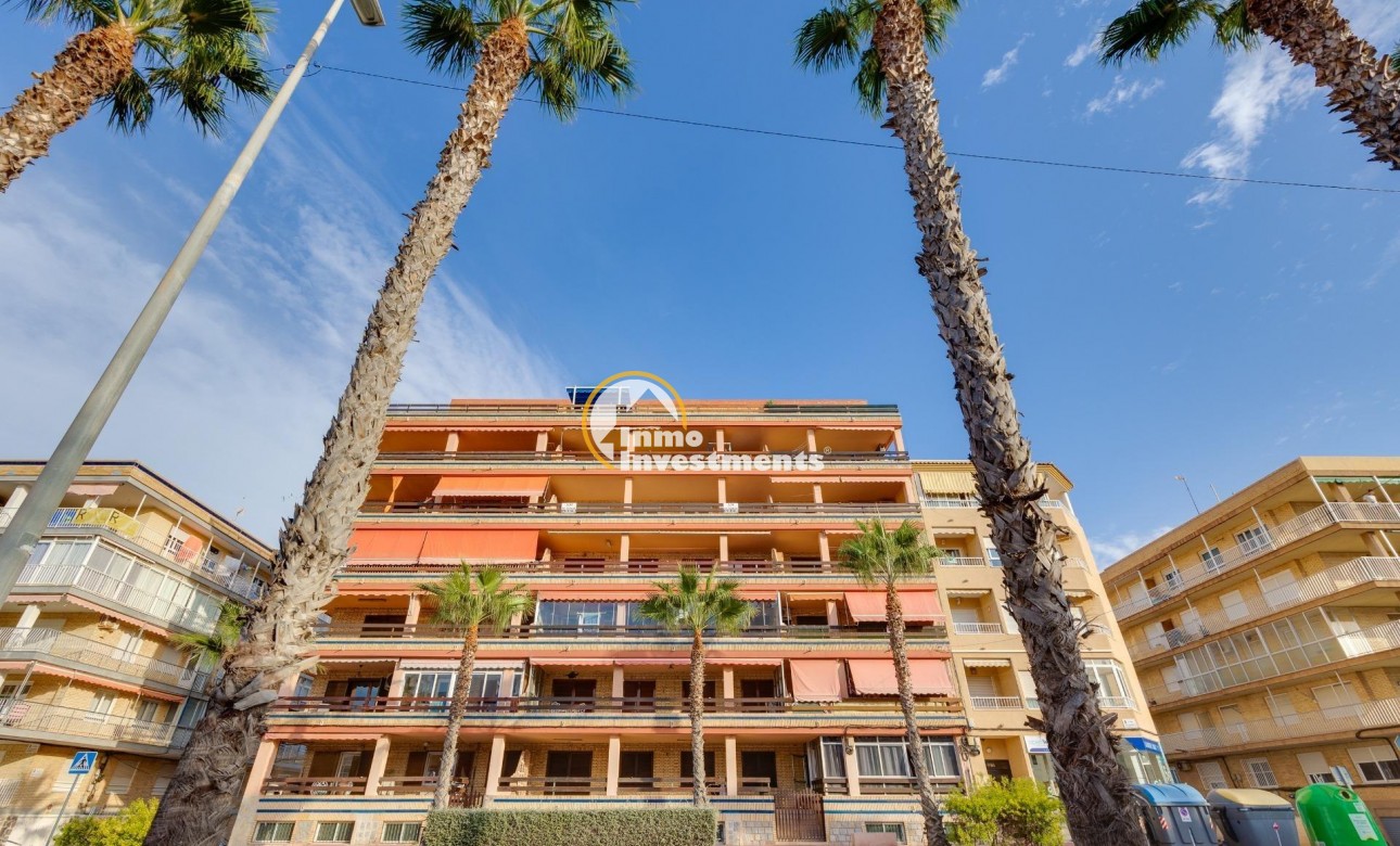 Resale - Apartment - Torrevieja - Playa de los Naufragos