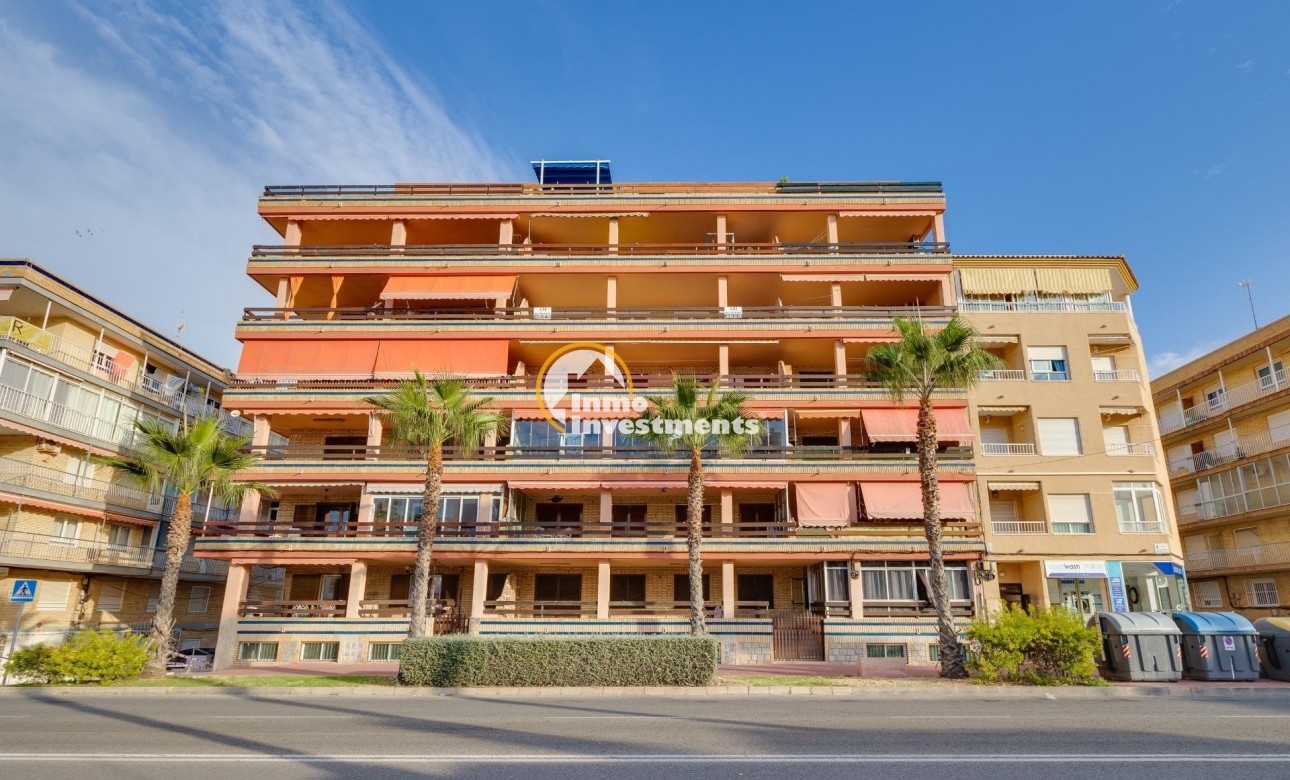 Resale - Apartment - Torrevieja - Playa de los Naufragos