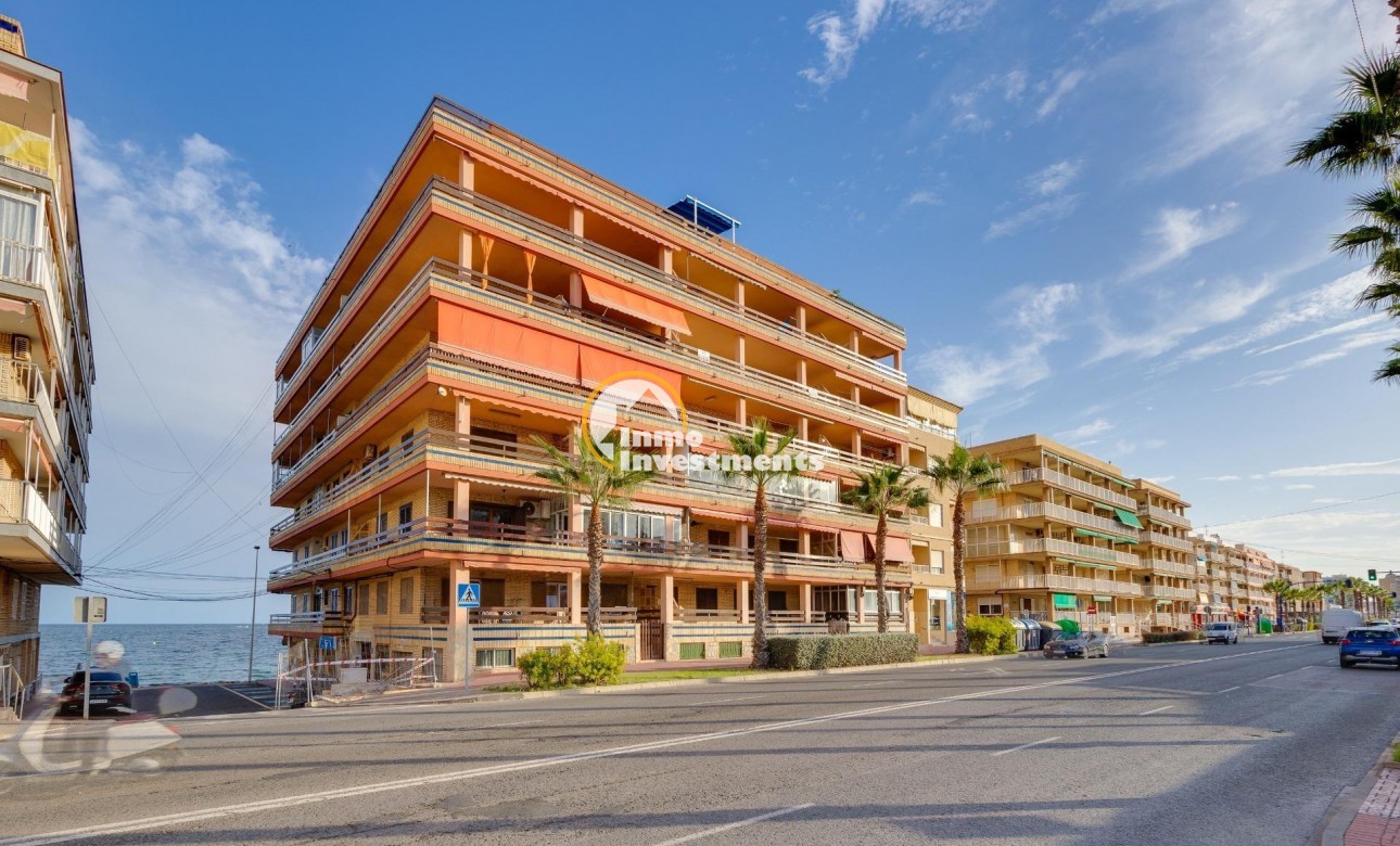 Resale - Apartment - Torrevieja - Playa de los Naufragos