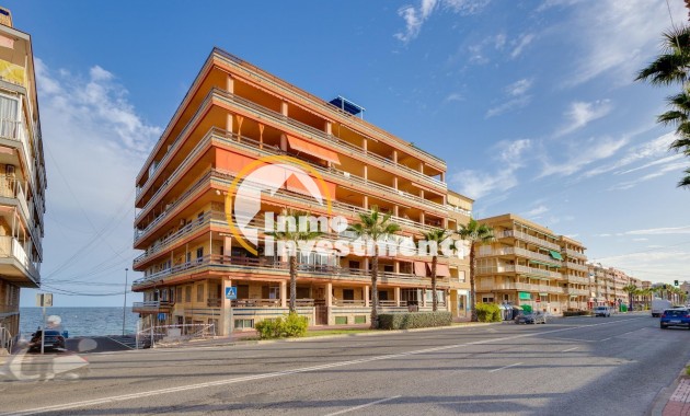 Resale - Apartment - Torrevieja - Playa de los Naufragos