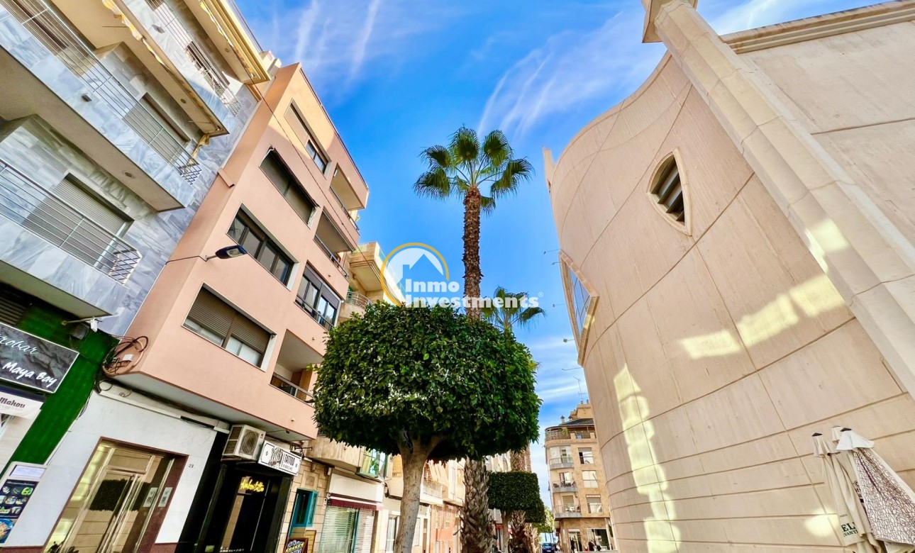 Reventa - Apartamento - Torrevieja - Las Piscinas Naturales