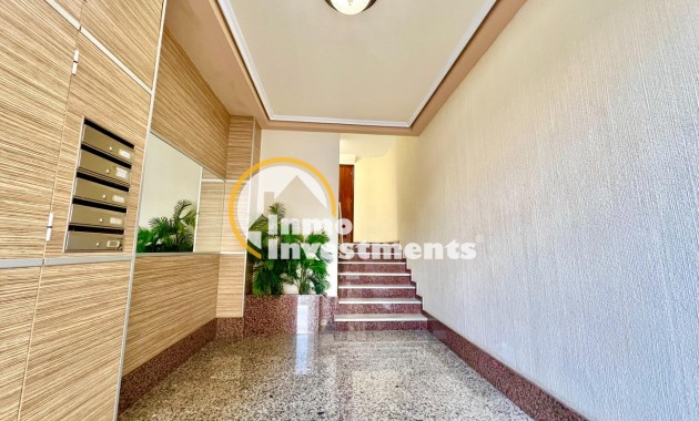 Reventa - Apartamento - Torrevieja - Las Piscinas Naturales