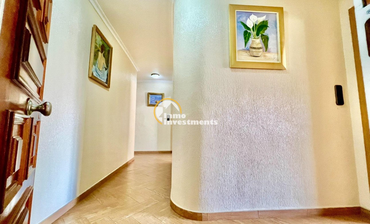 Reventa - Apartamento - Torrevieja - Las Piscinas Naturales