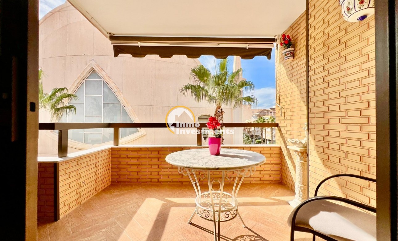 Reventa - Apartamento - Torrevieja - Las Piscinas Naturales