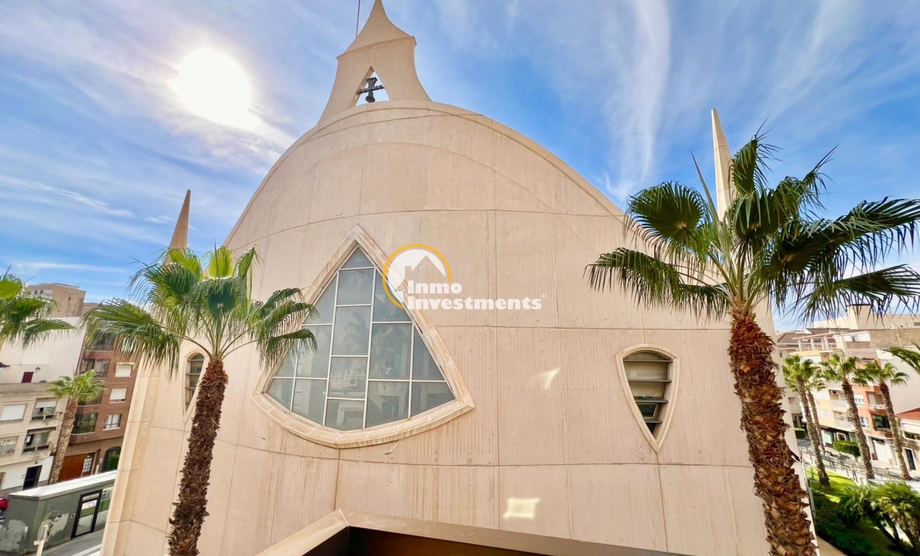 Reventa - Apartamento - Torrevieja - Las Piscinas Naturales