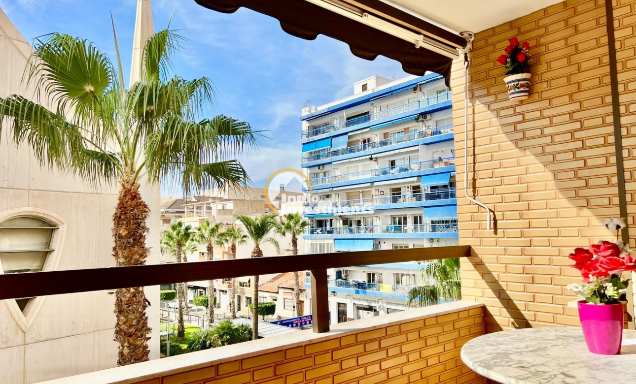 Reventa - Apartamento - Torrevieja - Las Piscinas Naturales