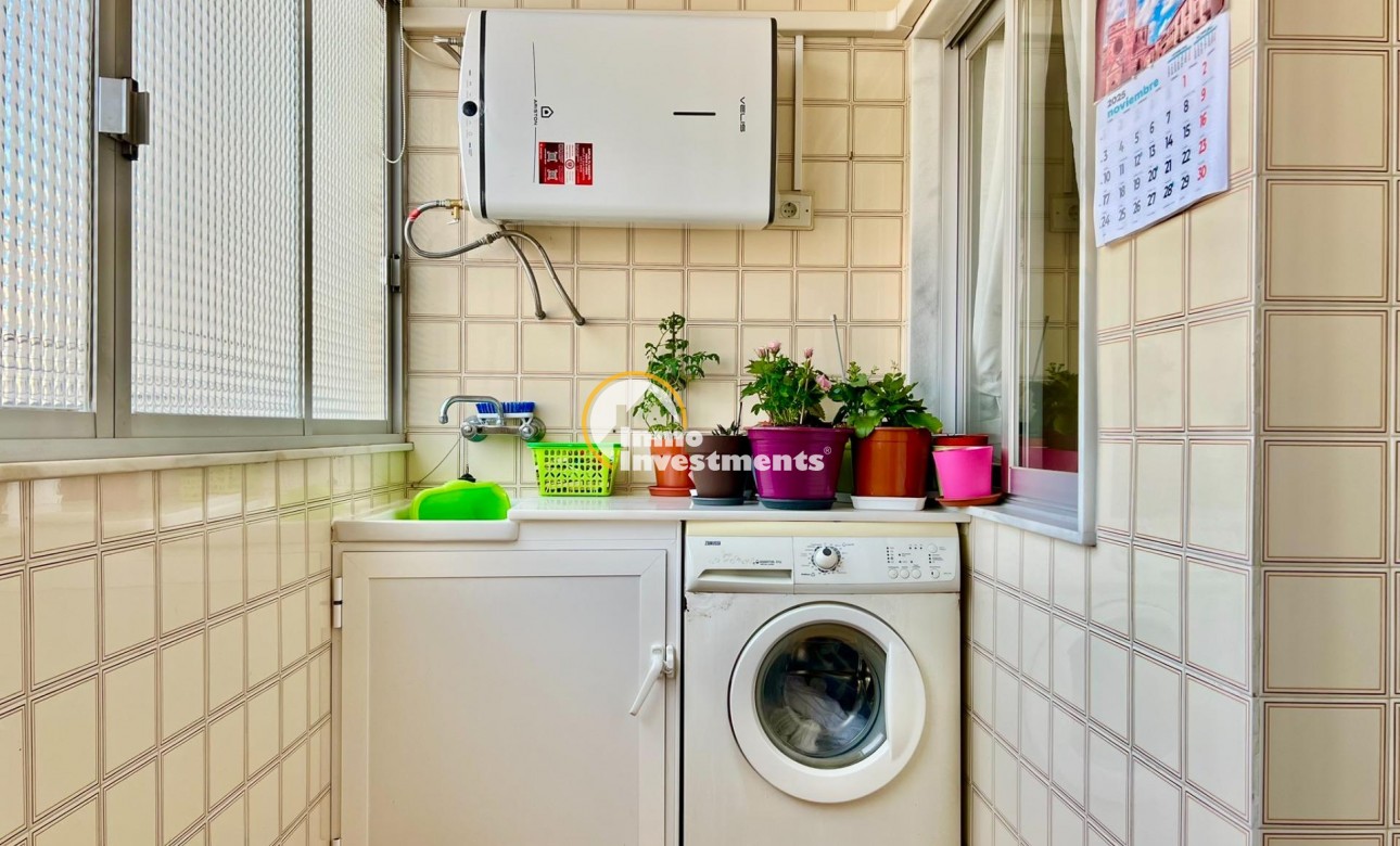 Reventa - Apartamento - Torrevieja - Las Piscinas Naturales