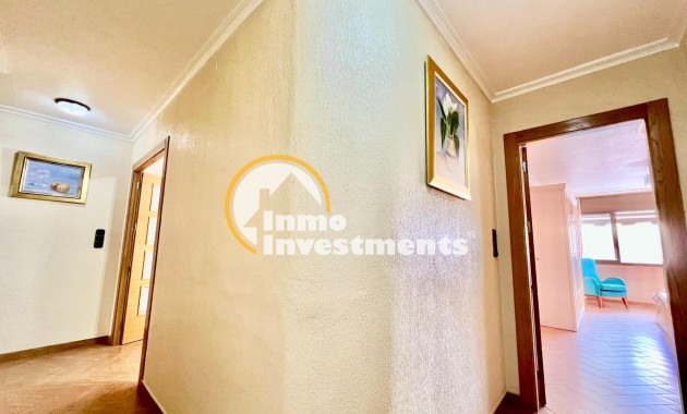 Reventa - Apartamento - Torrevieja - Las Piscinas Naturales