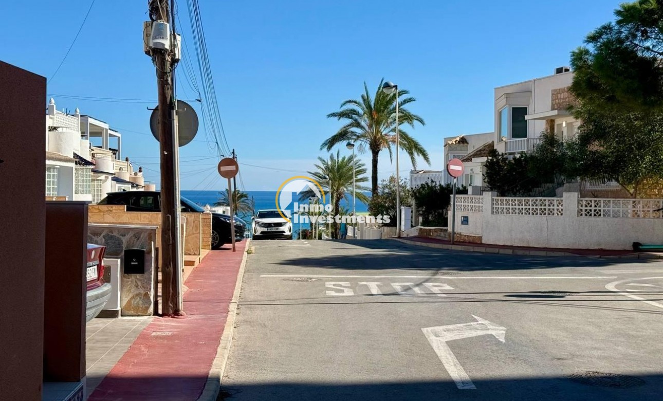 Reventa - Estudio - Torrevieja - La Mata