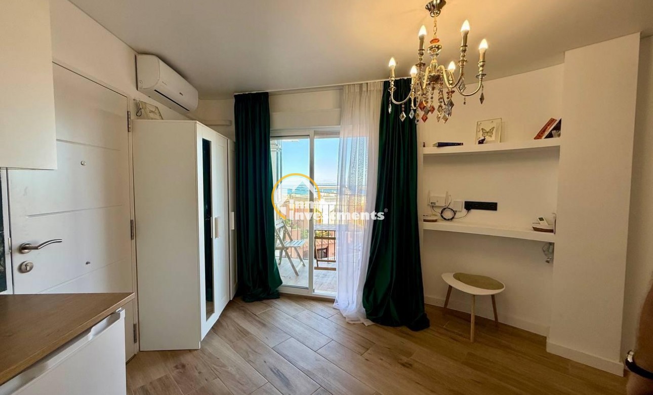 Reventa - Estudio - Torrevieja - La Mata