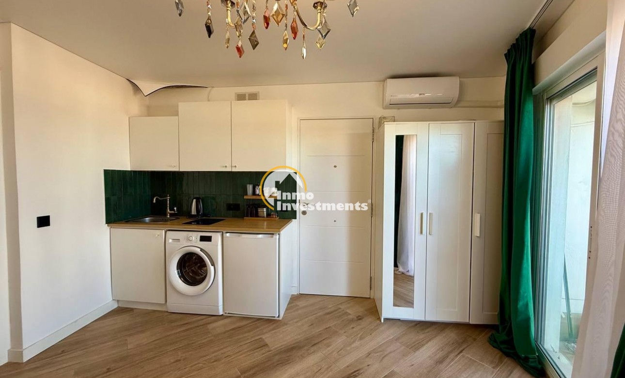 Reventa - Estudio - Torrevieja - La Mata