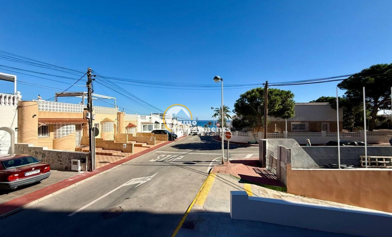 Reventa - Estudio - Torrevieja - La Mata