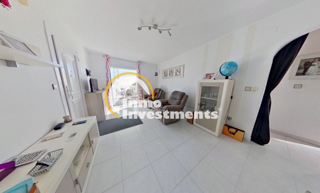 Resale - Bungalow - Orihuela Costa - Los Almendros-La Florida