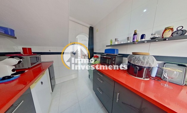 Resale - Bungalow - Orihuela Costa - Los Almendros-La Florida