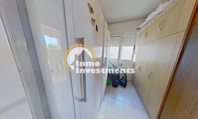 Resale - Bungalow - Orihuela Costa - Los Almendros-La Florida