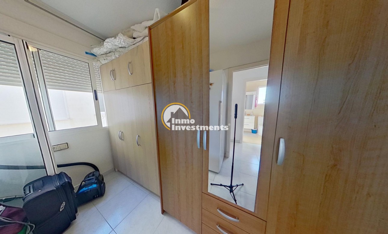 Resale - Bungalow - Orihuela Costa - Los Almendros-La Florida