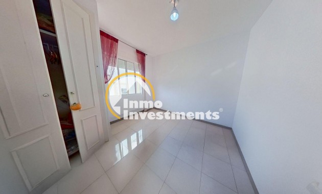 Resale - Bungalow - Orihuela Costa - Los Almendros-La Florida