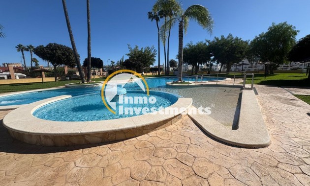 Resale - Bungalow - Orihuela Costa - Los Almendros-La Florida