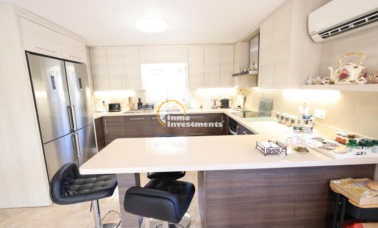 Resale - Villa - Torrevieja - Los Balcones - Los Altos del Edén