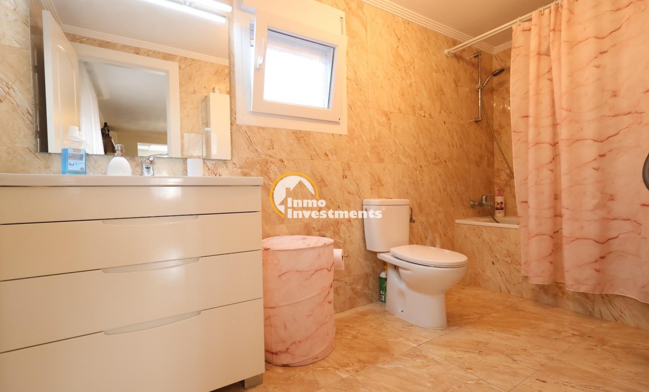 Resale - Villa - Torrevieja - Los Balcones - Los Altos del Edén