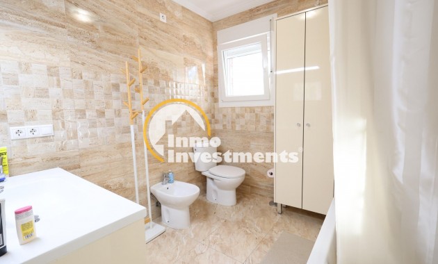 Resale - Villa - Torrevieja - Los Balcones - Los Altos del Edén