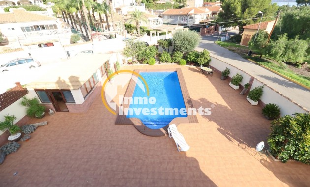 Resale - Villa - Torrevieja - Los Balcones - Los Altos del Edén