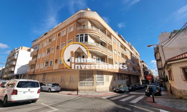 Resale - Apartment - Torrevieja - Playa del Cura