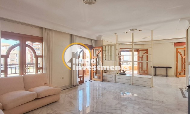 Reventa - Ático - San Pedro - Lo Pagan