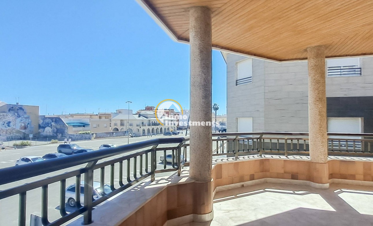 Reventa - Ático - San Pedro - Lo Pagan