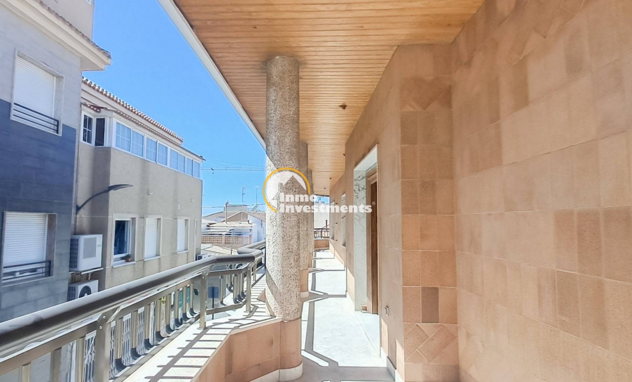 Reventa - Ático - San Pedro - Lo Pagan