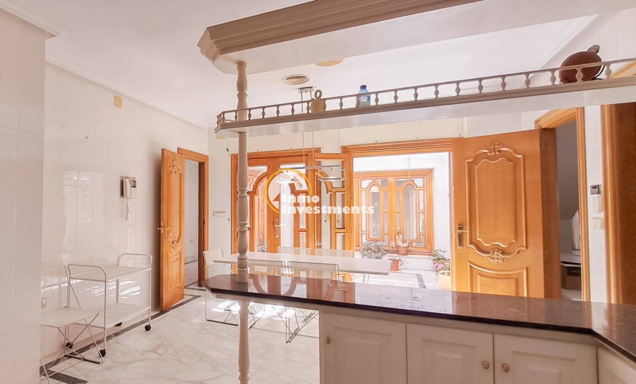 Reventa - Ático - San Pedro - Lo Pagan