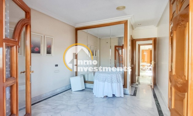 Reventa - Ático - San Pedro - Lo Pagan