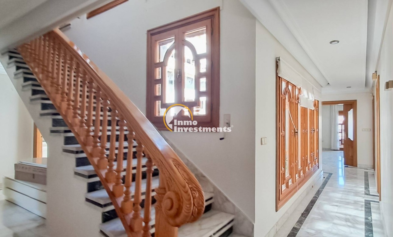 Reventa - Ático - San Pedro - Lo Pagan