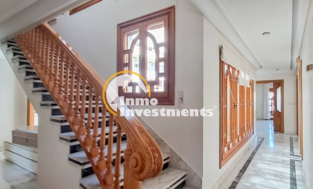 Reventa - Ático - San Pedro - Lo Pagan