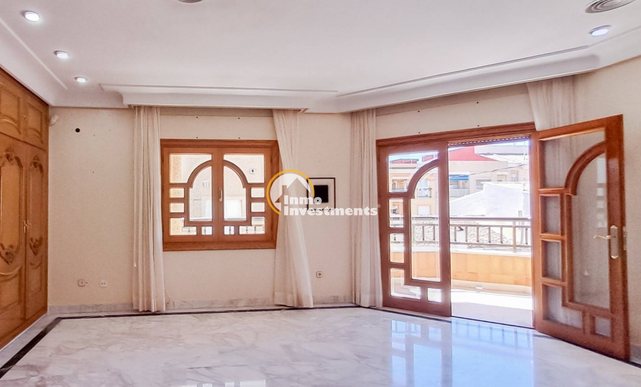 Reventa - Ático - San Pedro - Lo Pagan