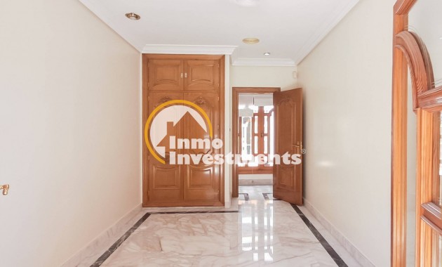 Reventa - Ático - San Pedro - Lo Pagan