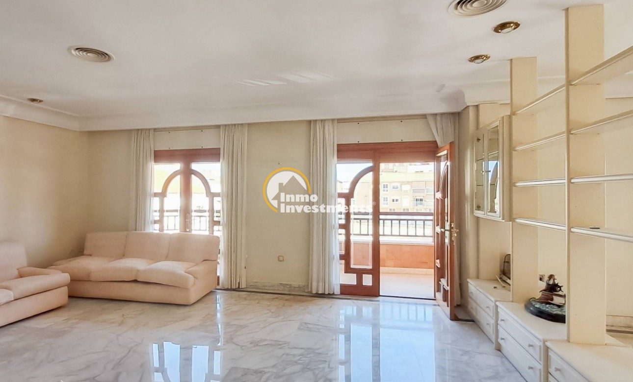 Reventa - Ático - San Pedro - Lo Pagan