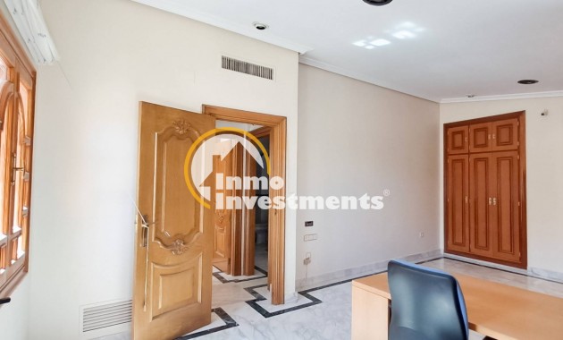 Reventa - Ático - San Pedro - Lo Pagan