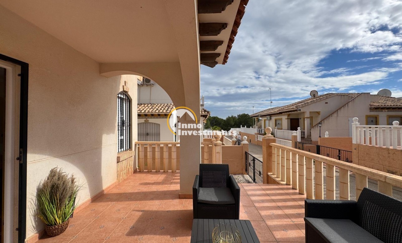 Resale - Villa - Orihuela Costa - Lomas de Cabo Roig-Los Dolses