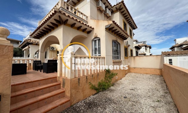 Resale - Villa - Orihuela Costa - Lomas de Cabo Roig-Los Dolses