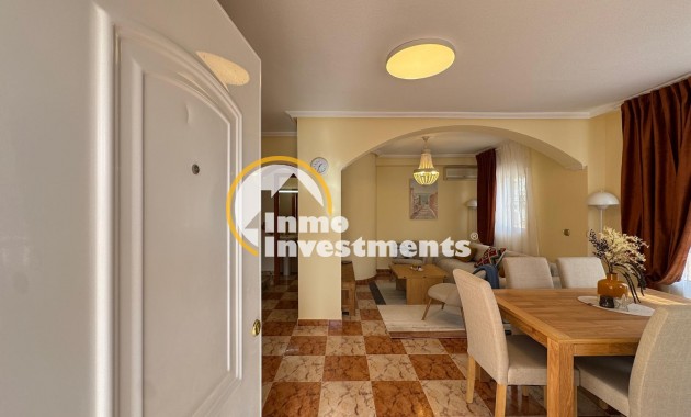 Resale - Villa - Orihuela Costa - Lomas de Cabo Roig-Los Dolses