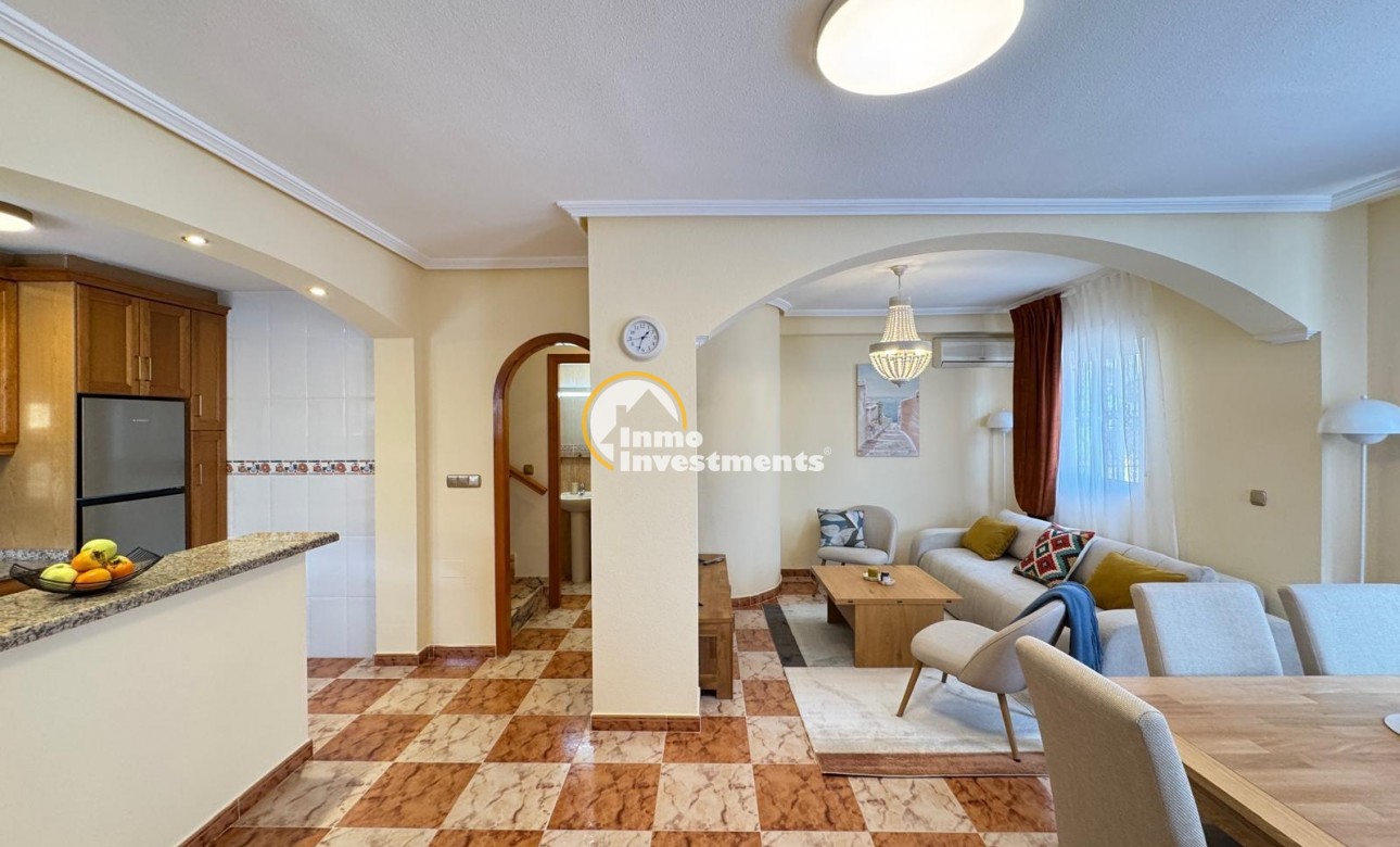 Resale - Villa - Orihuela Costa - Lomas de Cabo Roig-Los Dolses