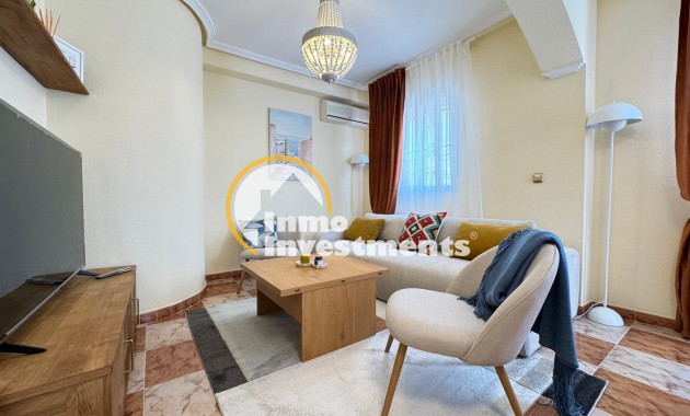 Resale - Villa - Orihuela Costa - Lomas de Cabo Roig-Los Dolses