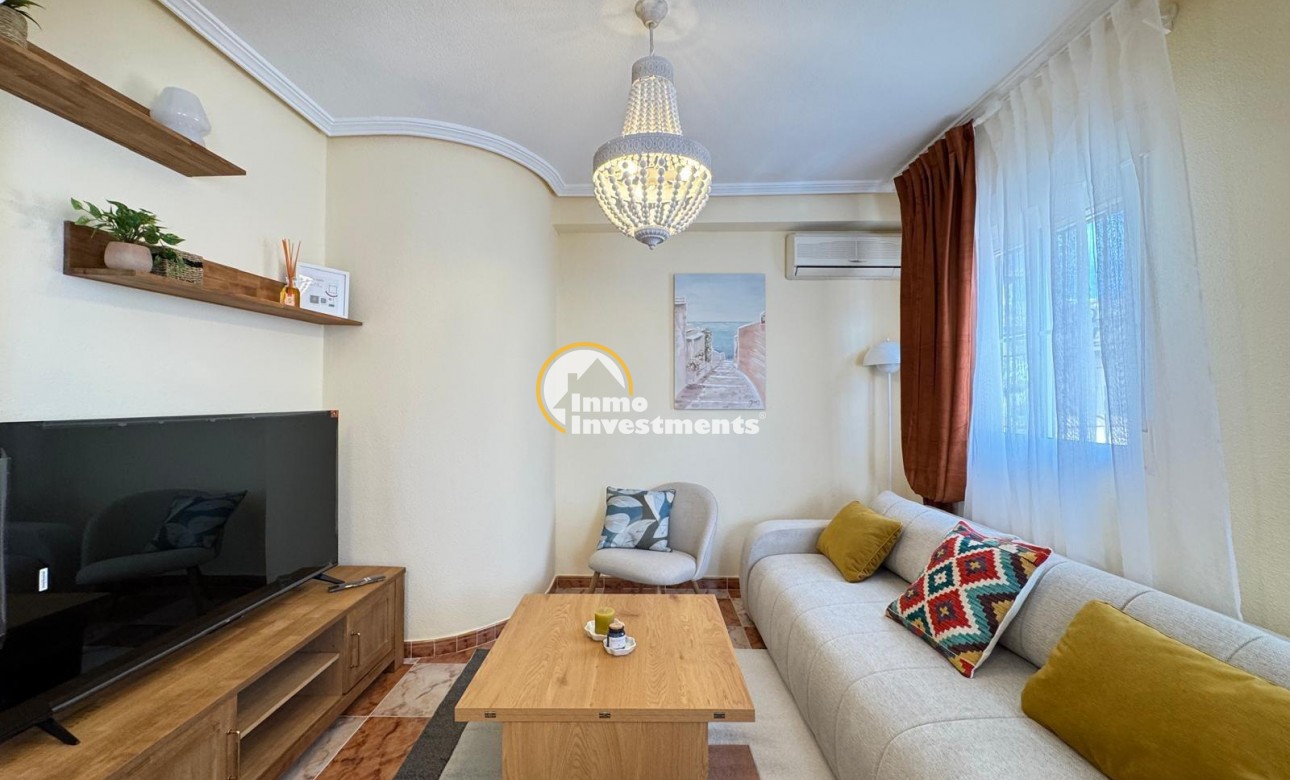 Resale - Villa - Orihuela Costa - Lomas de Cabo Roig-Los Dolses