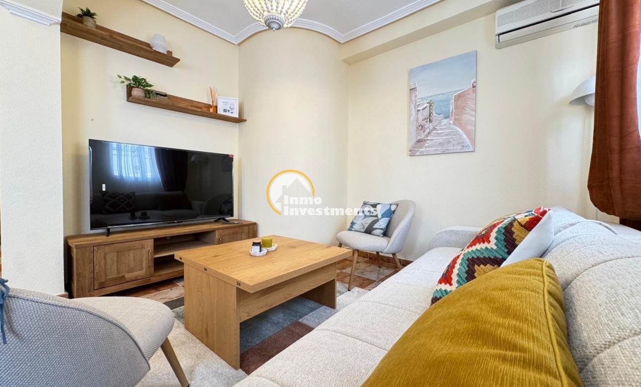 Resale - Villa - Orihuela Costa - Lomas de Cabo Roig-Los Dolses