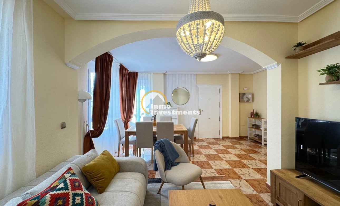 Resale - Villa - Orihuela Costa - Lomas de Cabo Roig-Los Dolses