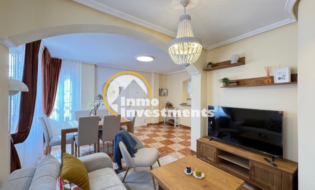 Resale - Villa - Orihuela Costa - Lomas de Cabo Roig-Los Dolses