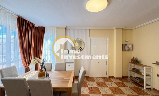 Resale - Villa - Orihuela Costa - Lomas de Cabo Roig-Los Dolses