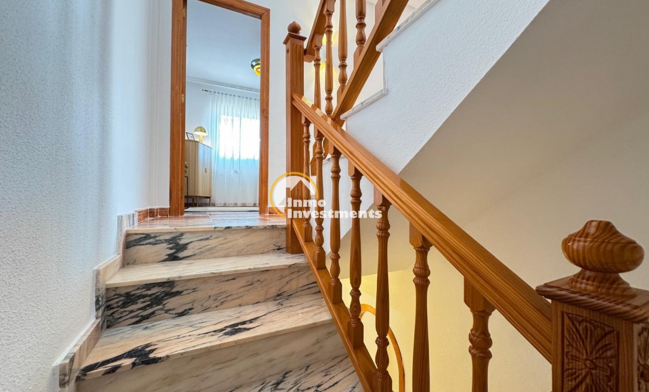 Resale - Villa - Orihuela Costa - Lomas de Cabo Roig-Los Dolses