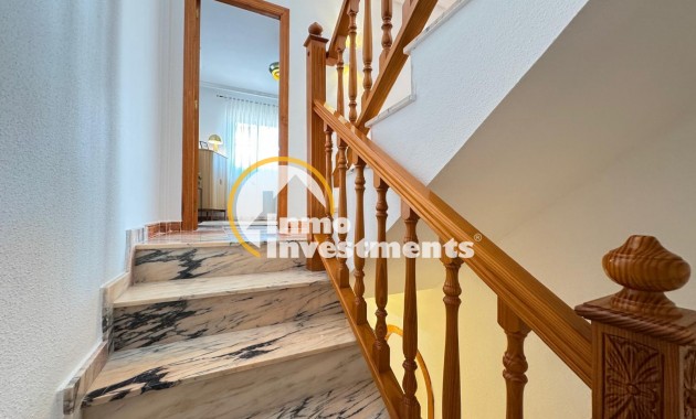 Resale - Villa - Orihuela Costa - Lomas de Cabo Roig-Los Dolses